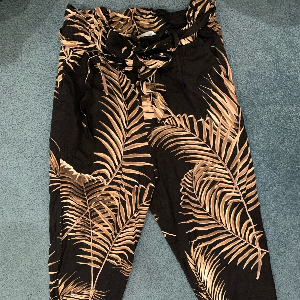 Black and tan paper bag pants